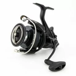 Vrijloopmolen Daiwa Black Widow LT BR 2500 -Aanbiedingen Molens & Reels Winkel 12702 black widow br lt freilaufrolleg6PxskiWPGMxa 600x600